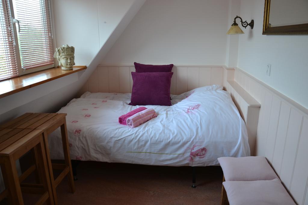 B&B Macbed Checkin-Time 1700-1800 Or Request Before You Book 알크마르 객실 사진