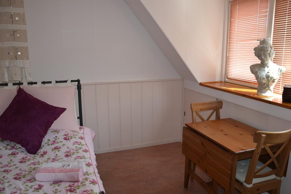 B&B Macbed Checkin-Time 1700-1800 Or Request Before You Book 알크마르 객실 사진
